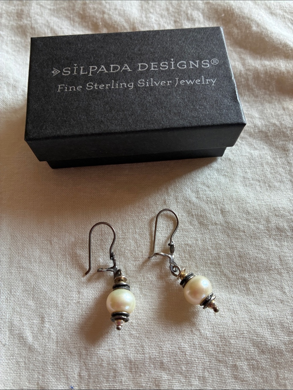 Silpada Pearl Drop Sterling Silver Earrings in Cream "Light the Way"